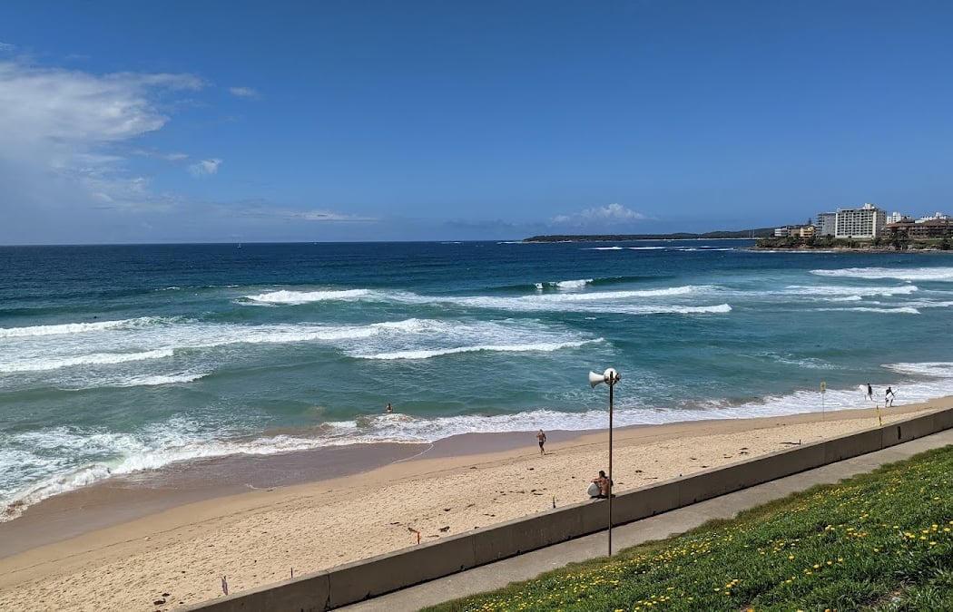 Weekend Group Surf Lessons at Cronulla Beach 1